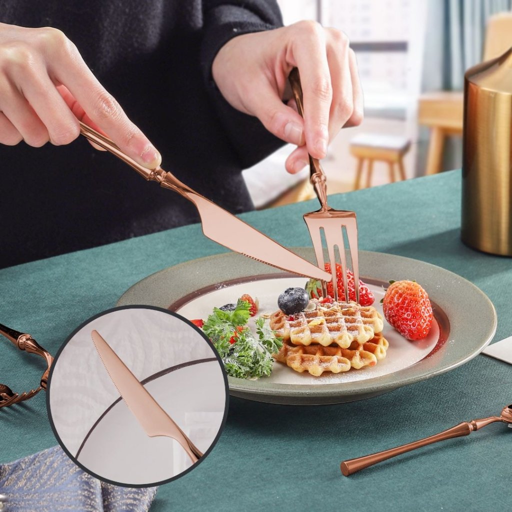 Vatican Flatware With Tea Spoon