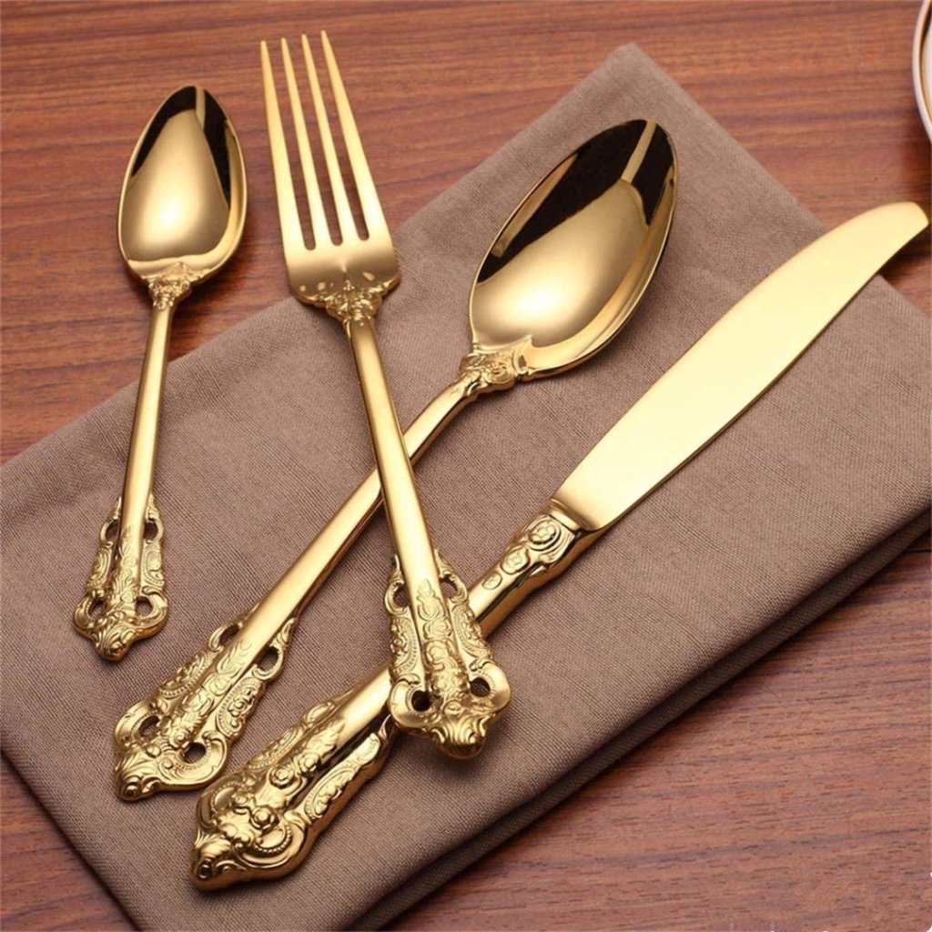 Baroque Flatware With Tea Spoon