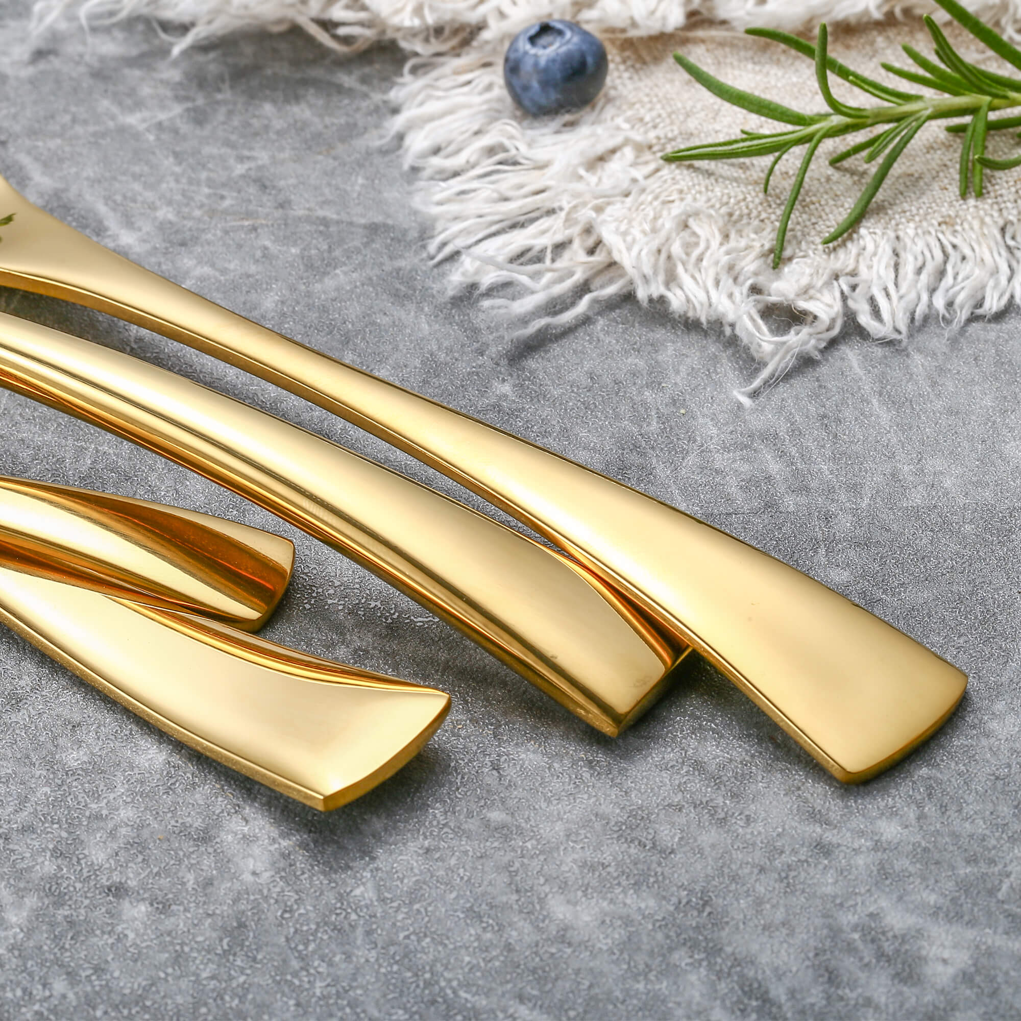 Faceted Ergonomic Handle