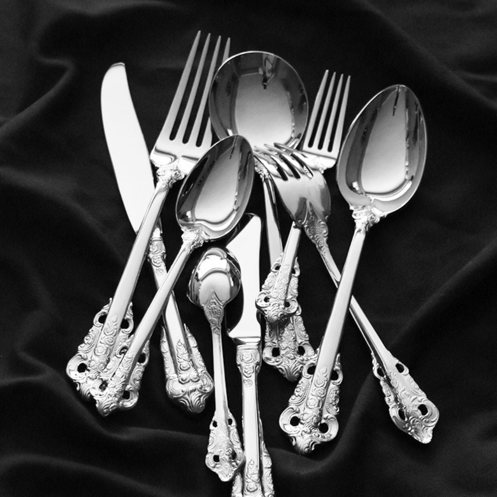 Baroque Flatware With Tea Spoon