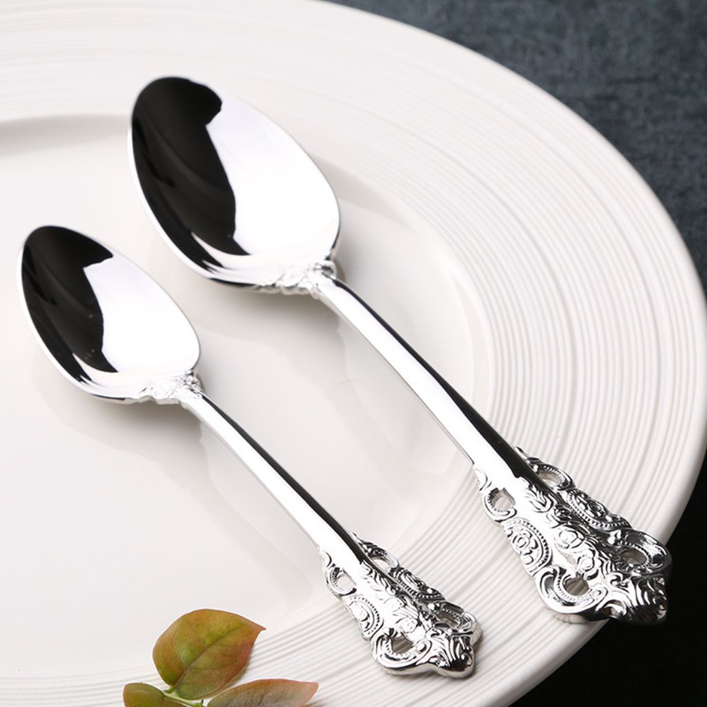 Baroque Flatware With Tea Spoon