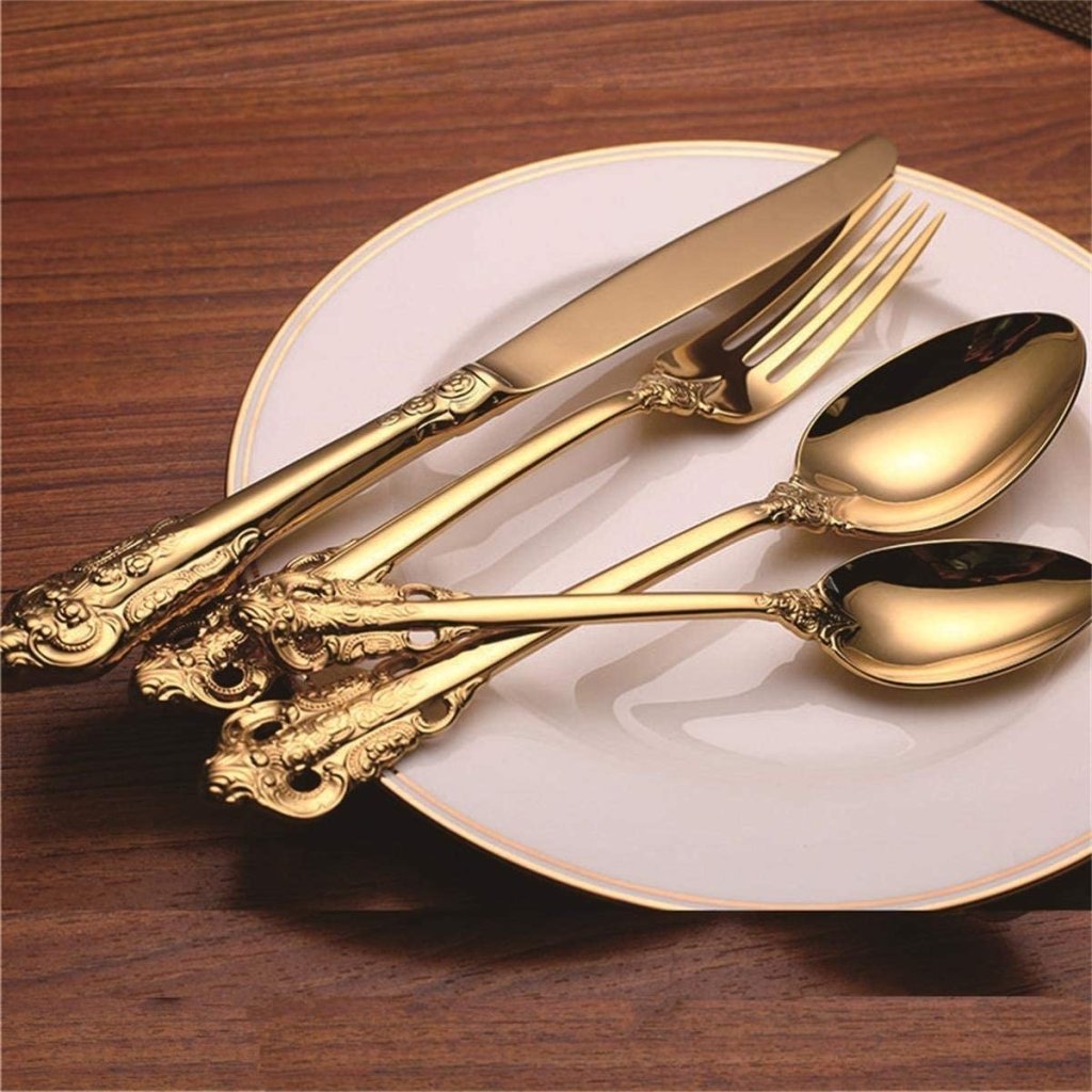 Baroque Flatware With Tea Spoon