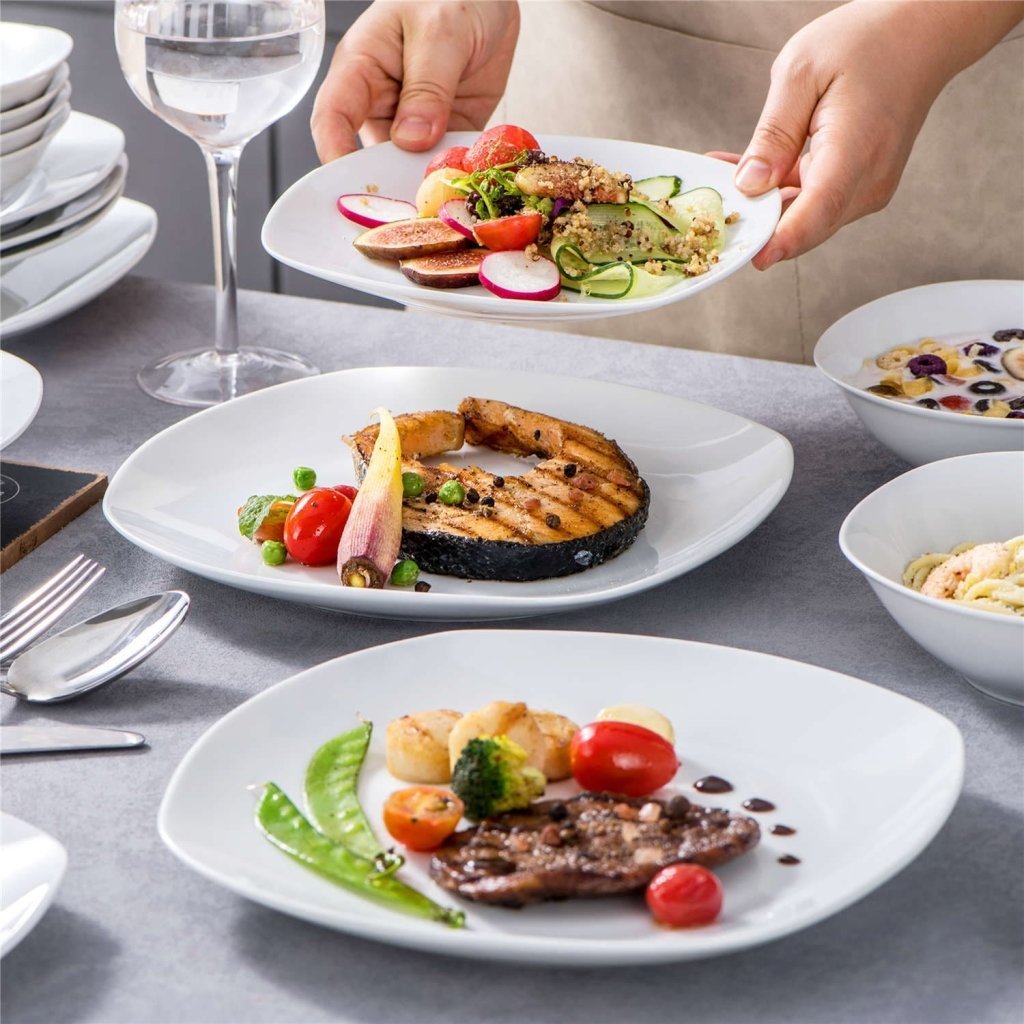 Basic 24 Piece Dinnerware Set